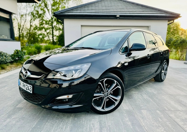 Opel Astra cena 27900 przebieg: 189000, rok produkcji 2013 z Wąsosz małe 742